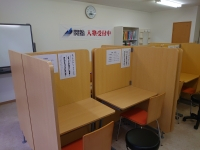 教室内装です。
